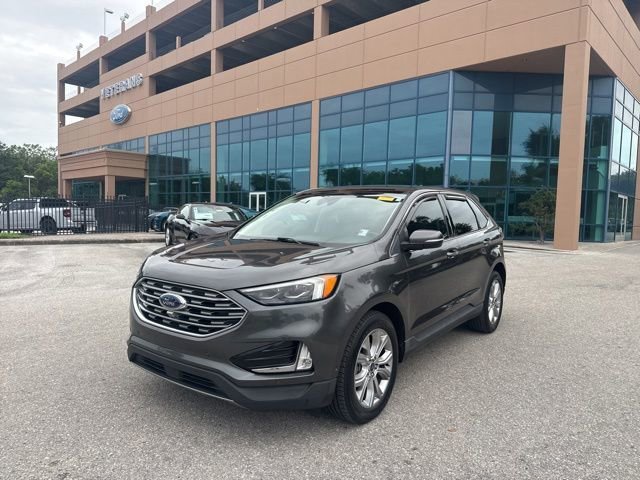2019 Ford Edge Titanium's photo