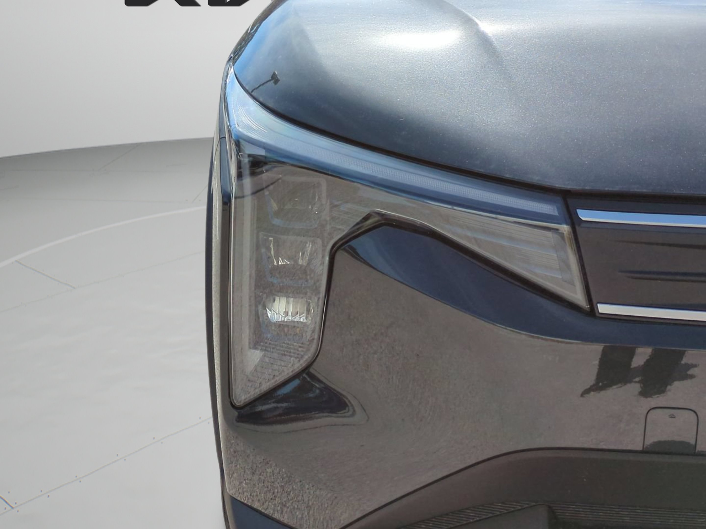 New 2026 Interstellar Gray Kia LXS image 12