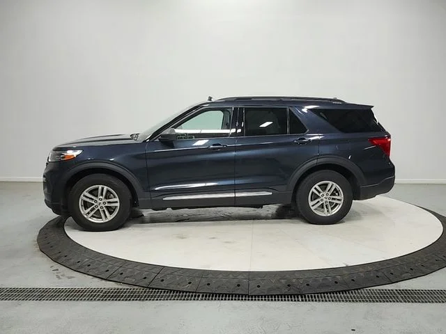 Used 2022 Blue Ford XLT image 4