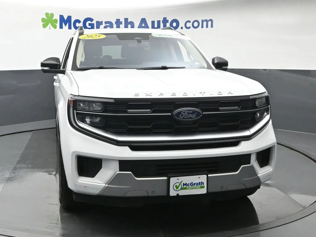 Certified Used 2025 White Ford Platinum image 5