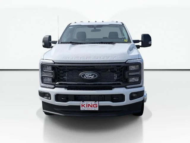New 2027 Oxford White Ford F-350® XL image 2