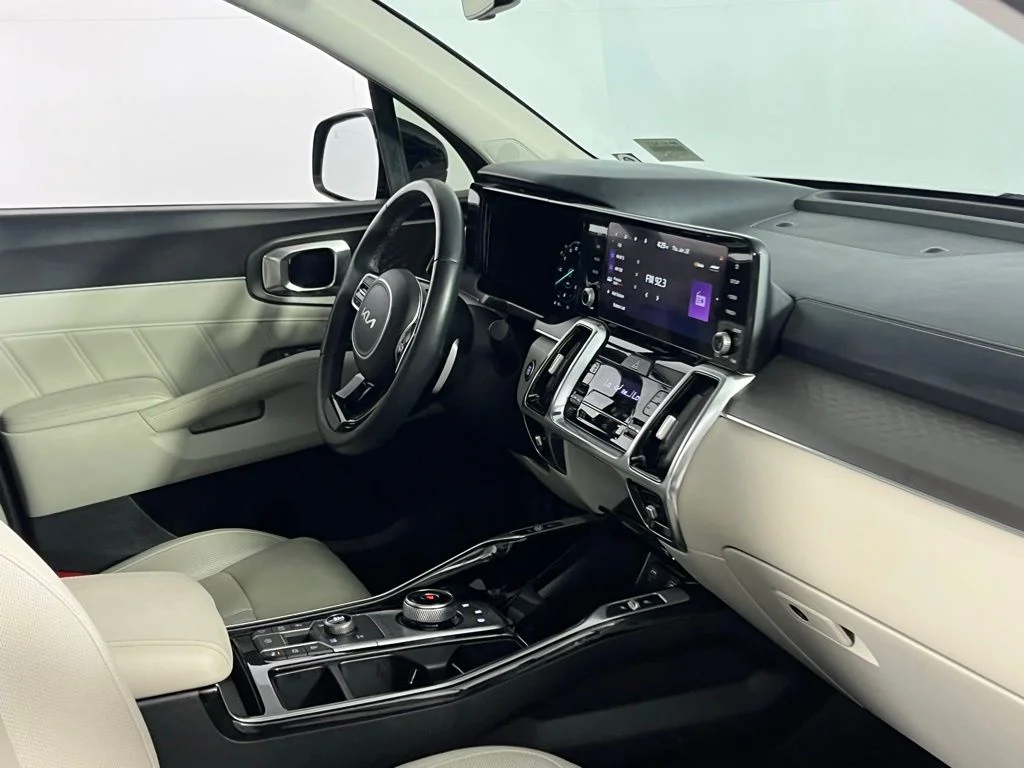 Used 2023 Black Kia SX Prestige image 31