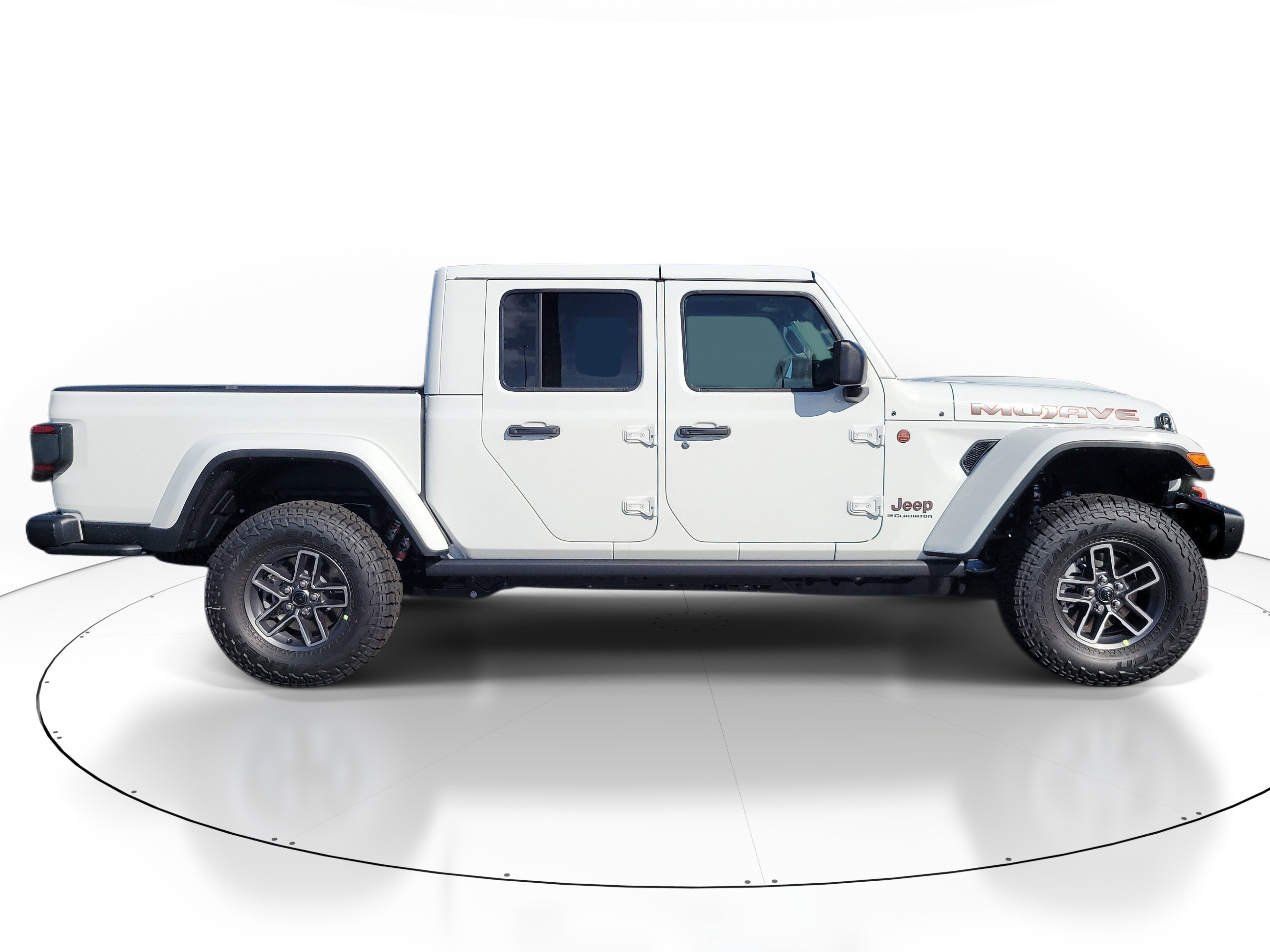 New 2026 Bright White Clear-Coat Exterior Paint Jeep Mojave X image 5