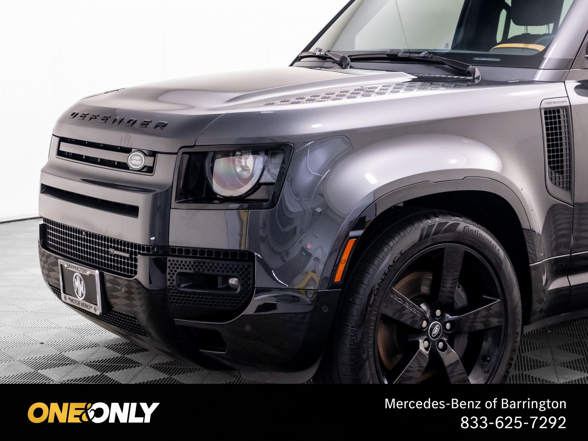 Used 2023 Gray Land Rover X-Dynamic SE image 35