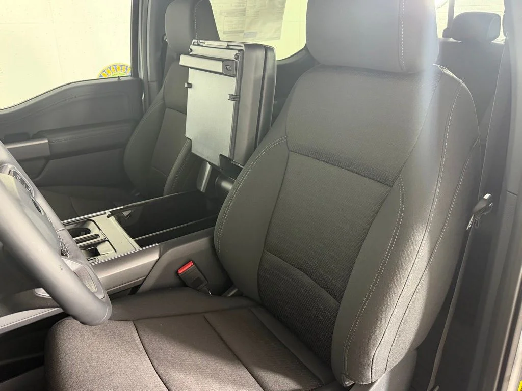 New 2026 Iconic Silver Metallic Ford XLT image 10