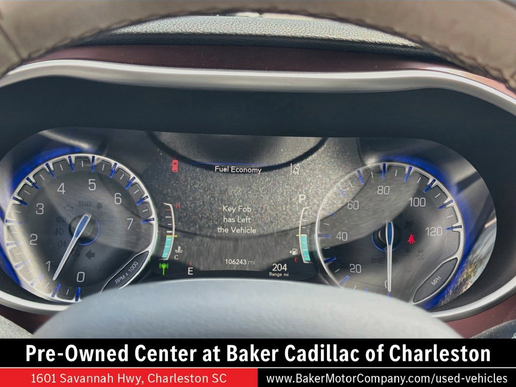 Used 2018 White Chrysler Limited image 12