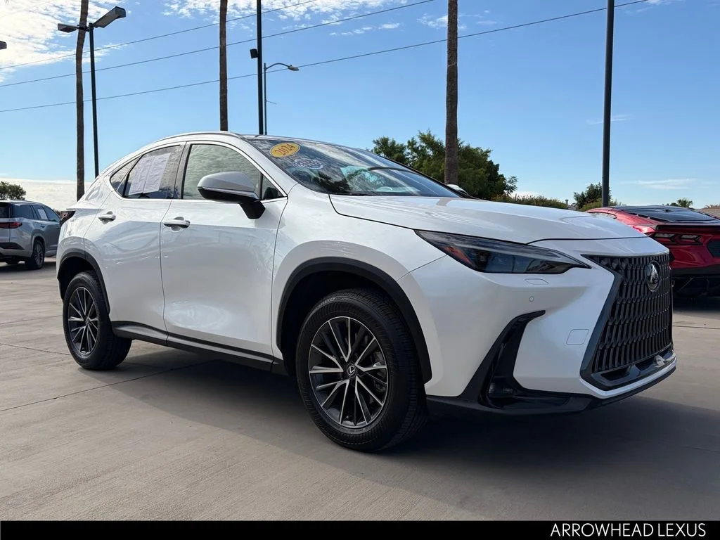 Used 2024 White Lexus 350 Luxury image 9