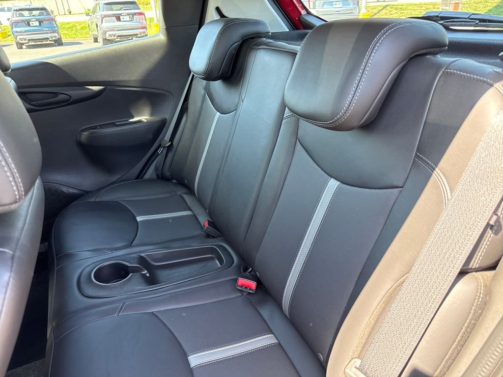 Used 2022 Red Chevrolet ACTIV image 21