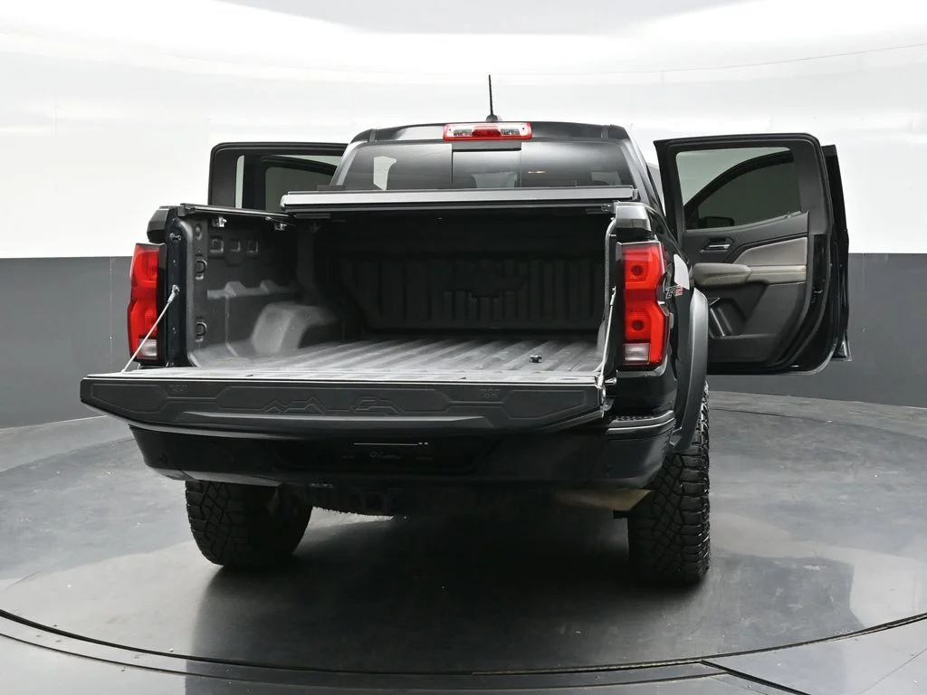 Used 2026 Black Chevrolet ZR2 image 37