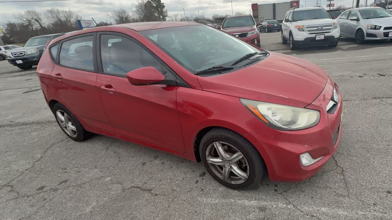 2012 Hyundai Accent SE