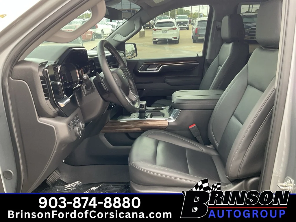 Used 2025 Sterling Gray Metallic Chevrolet LT Trail Boss image 24