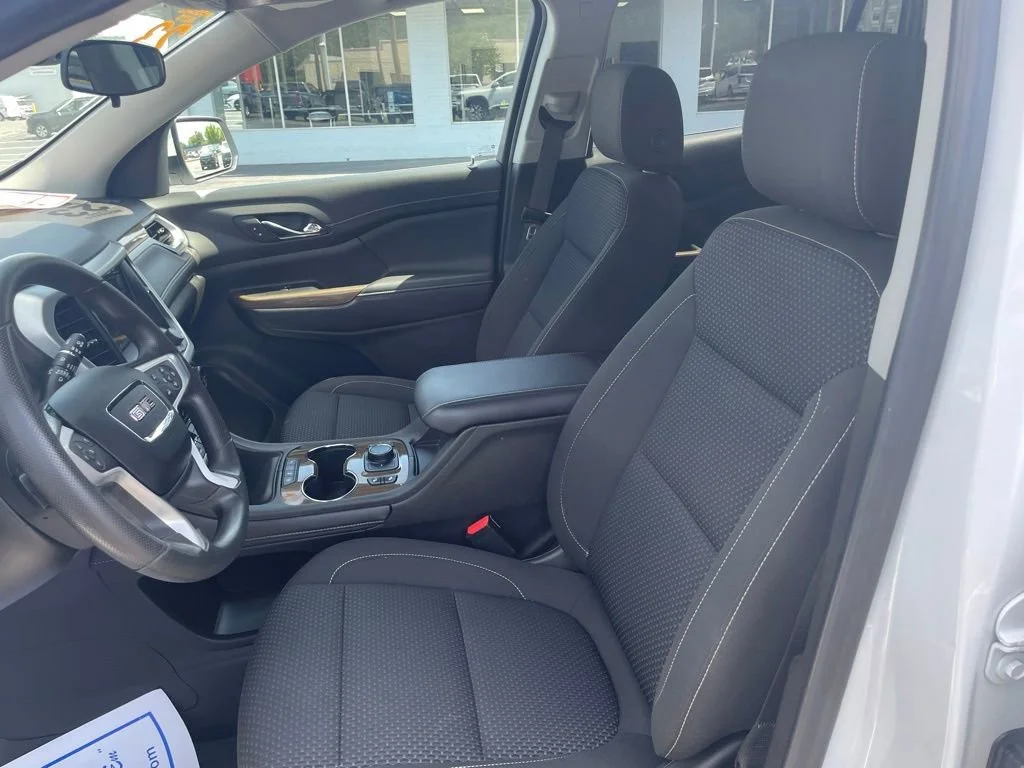 Used 2023 Summit White GMC SLE image 12