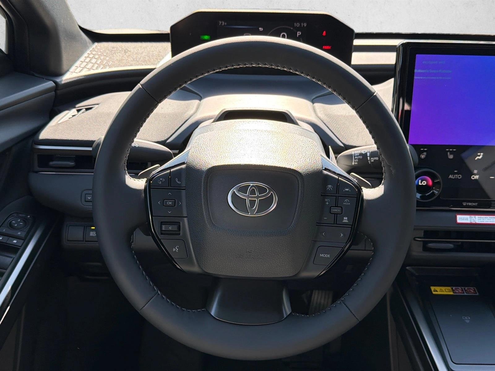 New 2026 Wind Chill Pearl Toyota XLE image 24
