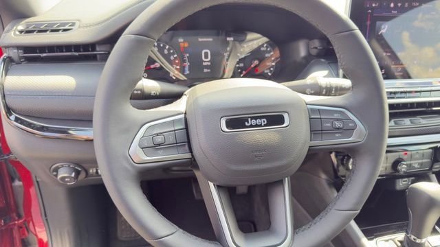 New 2026 Red Hot Pearlcoat Jeep Latitude image 13