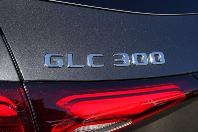 New 2026 Graphite Grey Metallic Mercedes-Benz GLC 300 image 13