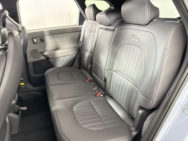 New 2027 Pale Gray Kia X-Line S image 21