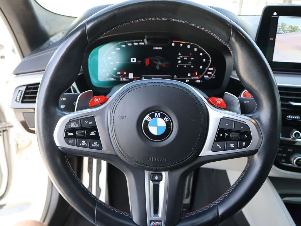 Used 2023 Alpine White BMW Base image 33