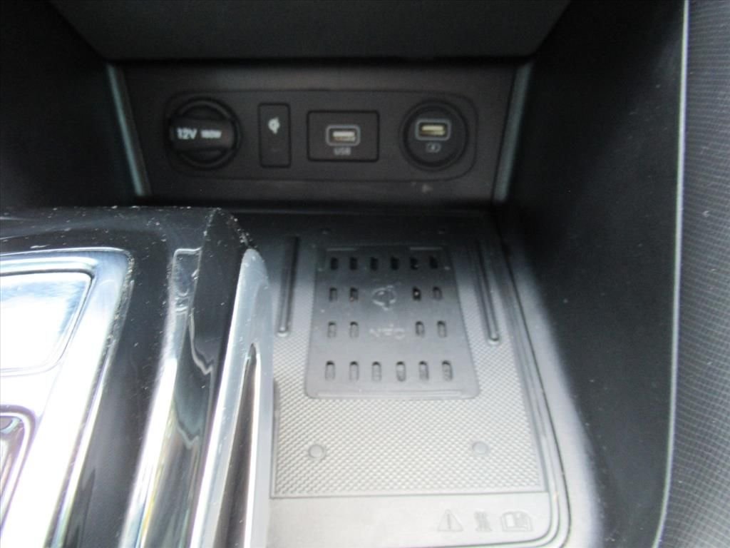 Used 2021 Blue Hyundai Limited image 27