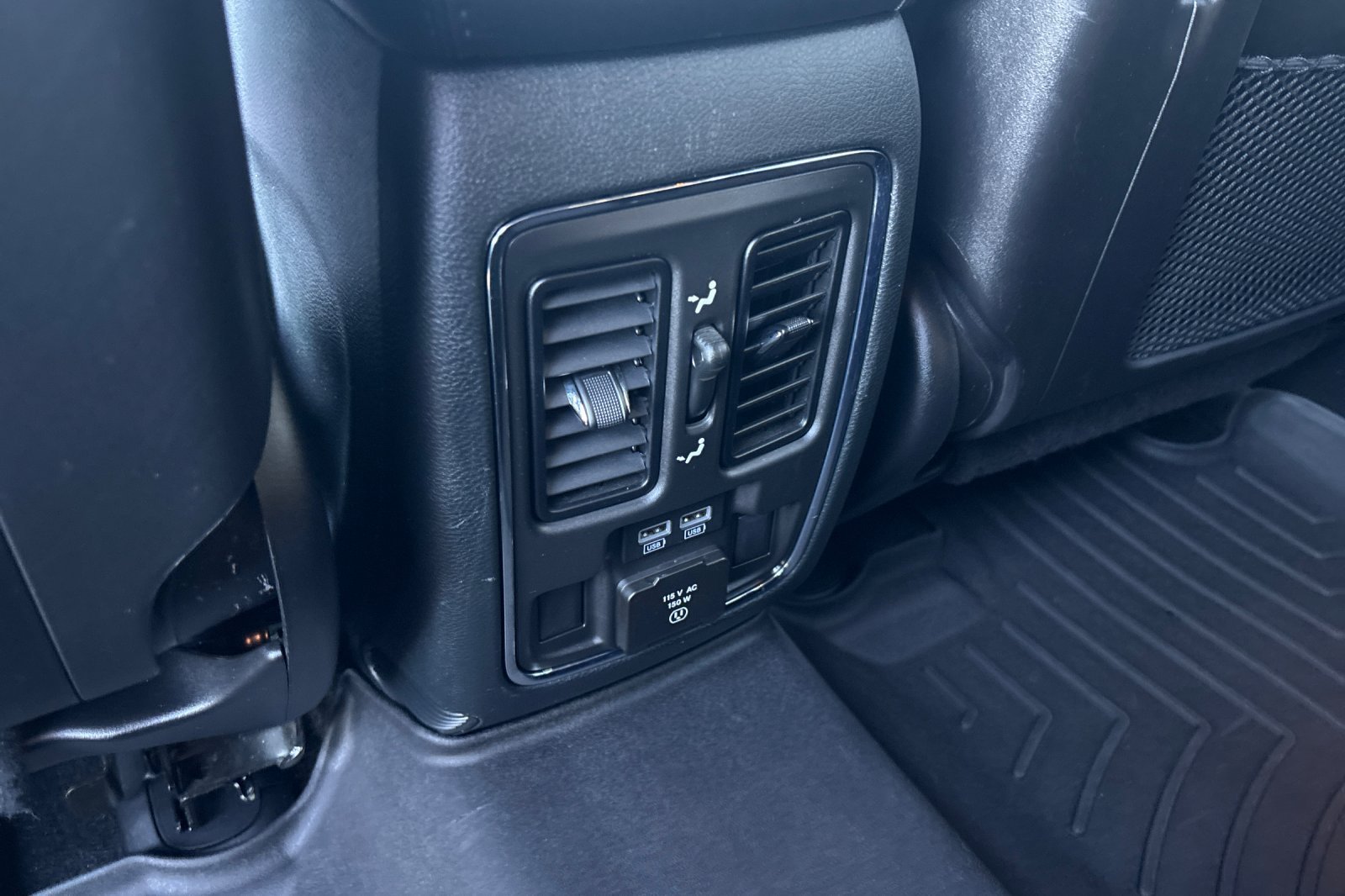 Used 2022 Black Jeep Limited image 15