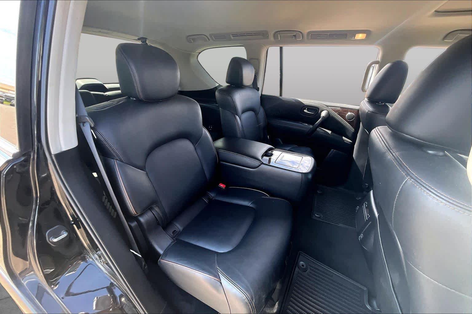 Used 2020 Super Black Nissan SL image 20