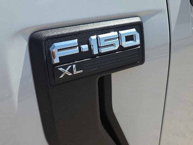 New 2026 Oxford White Ford XL image 39