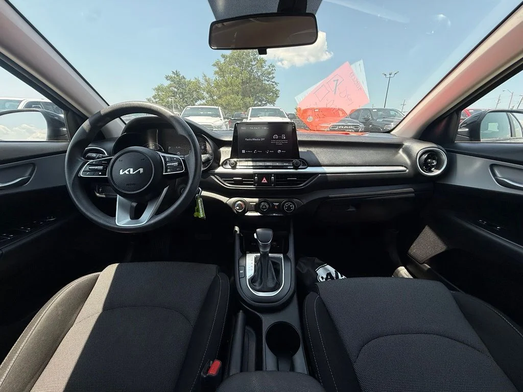 Used 2024 Black Kia LXS image 26