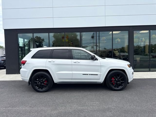 Used 2019 White Jeep Altitude image 2