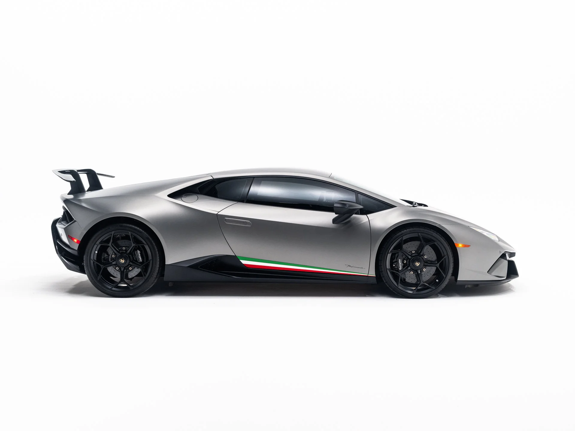 Used 2018 Grigio Titans Matt - AD PERSONAM Lamborghini Performante image 7