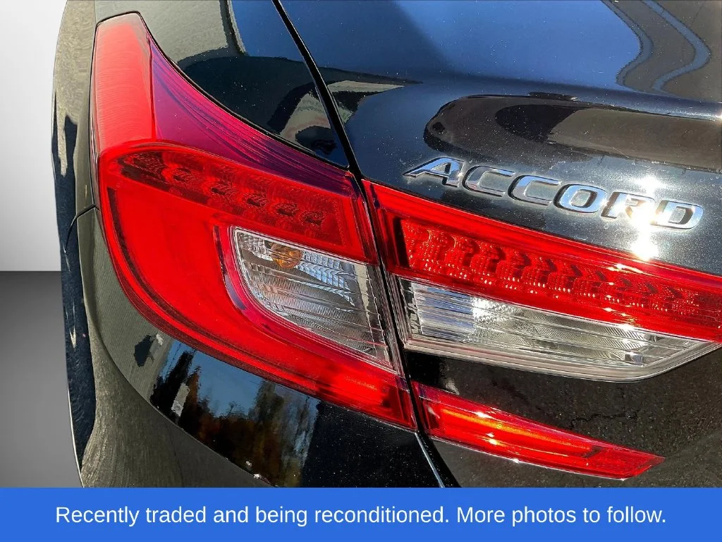 Used 2019 Crystal Black Pearl Honda EX-L image 22