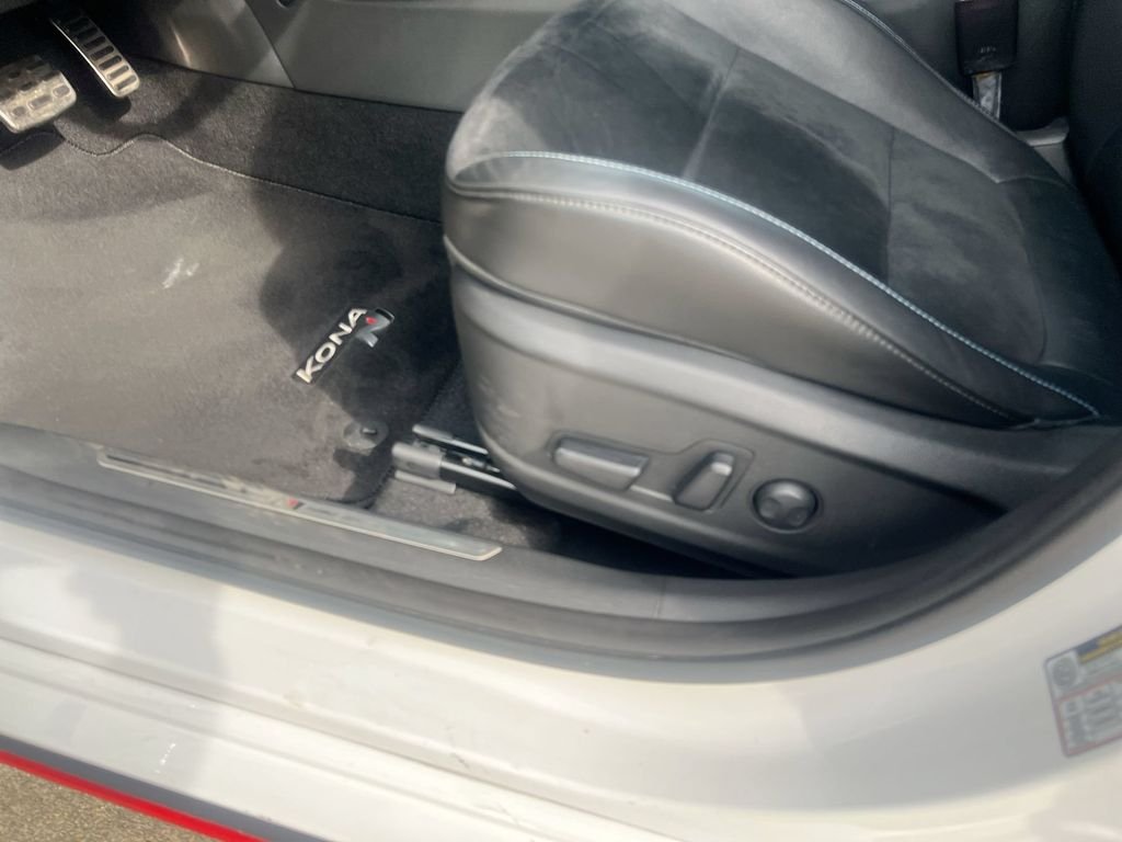 Certified Used 2022 White Hyundai Base image 13
