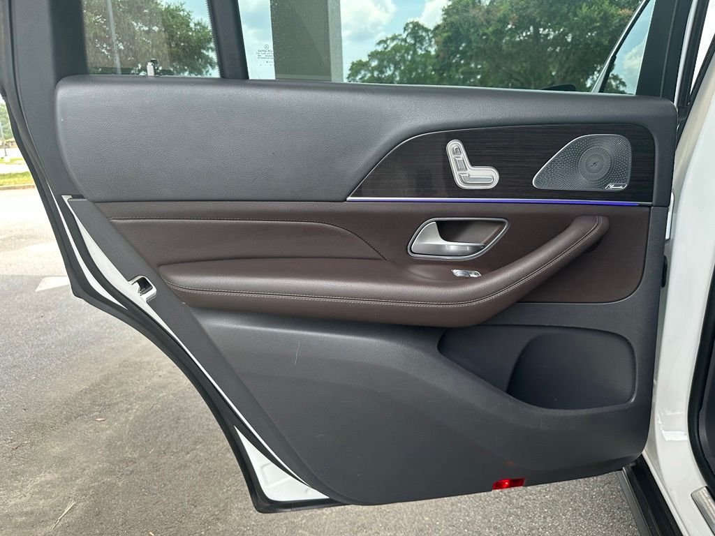 Used 2020  Mercedes-Benz GLS 450 image 27