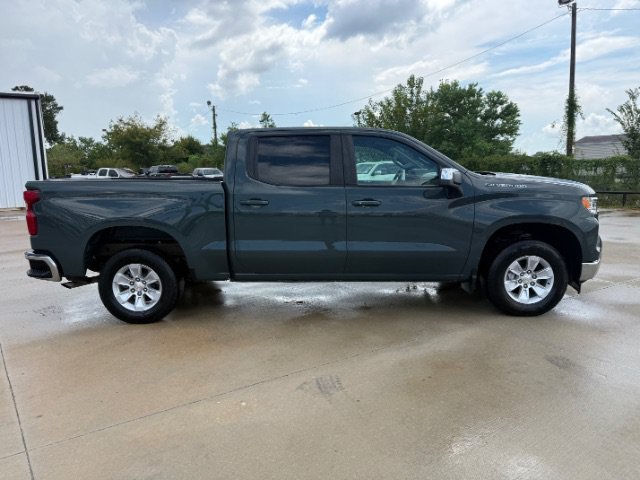 Used 2025 Cypress Gray Chevrolet LT image 6