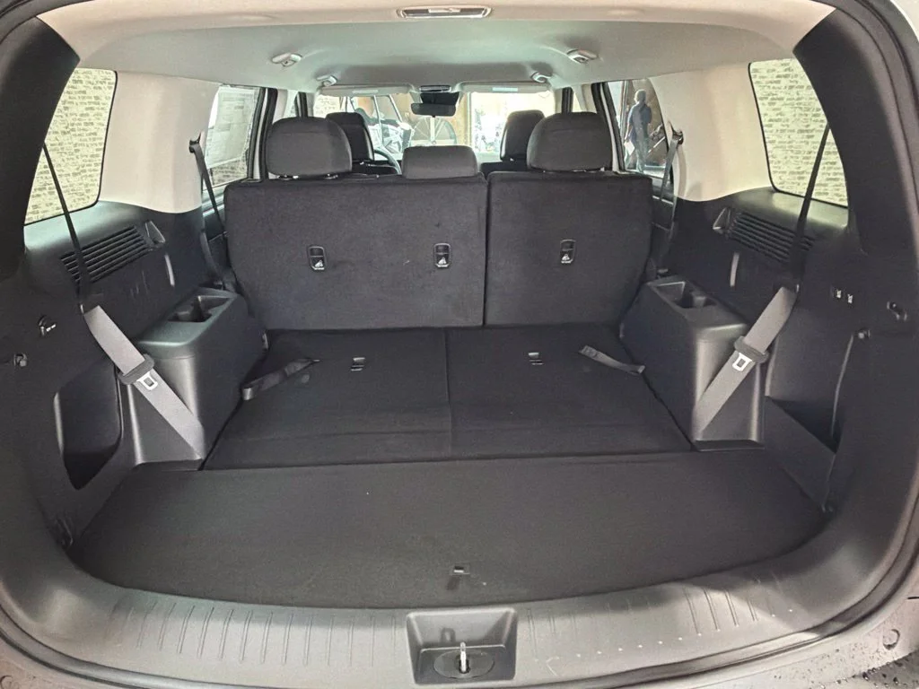 New 2027 Serenity White Hyundai SE image 16
