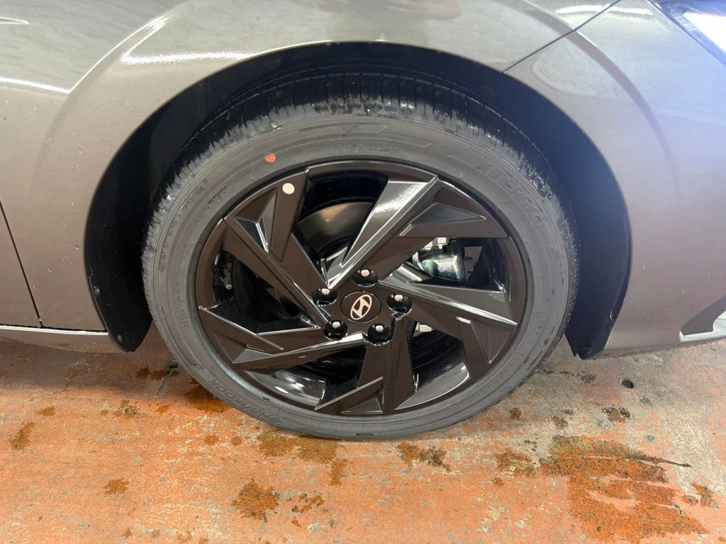 New 2026 Amazon Gray Hyundai SEL Sport image 10