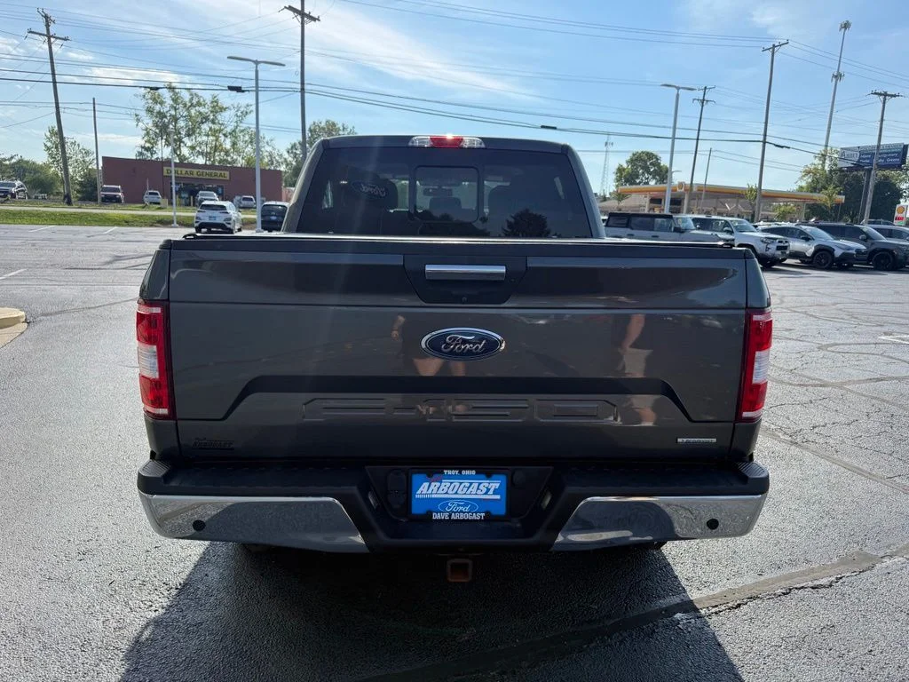 Used 2018 Gray Ford XLT image 6