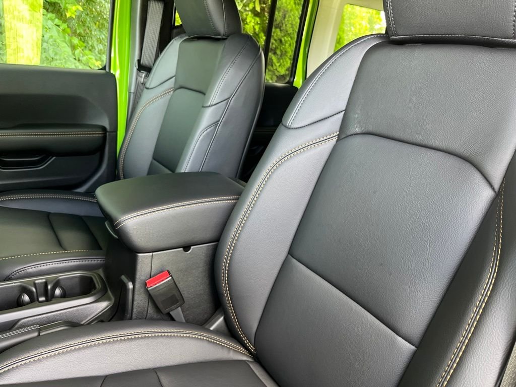 New 2026 Mojito Clear-Coat Exterior Paint Jeep Sahara image 5