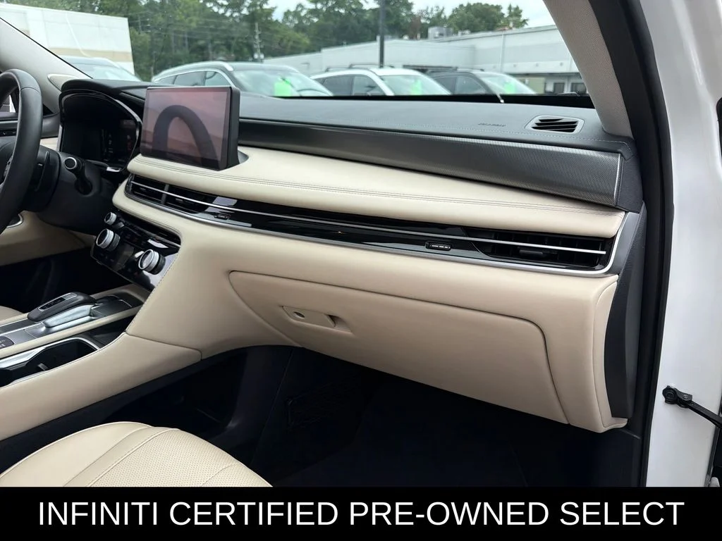 Certified Used 2023 Majestic White INFINITI LUXE image 37