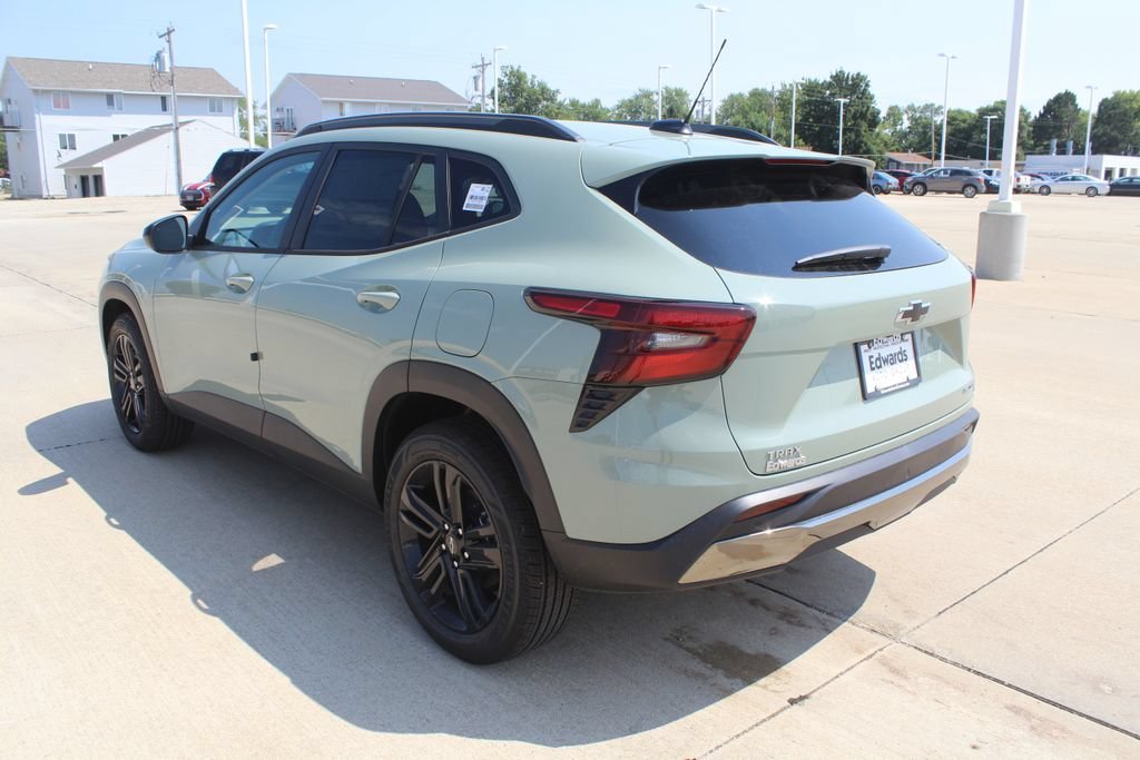 New 2026 Cacti Green Chevrolet ACTIV image 5