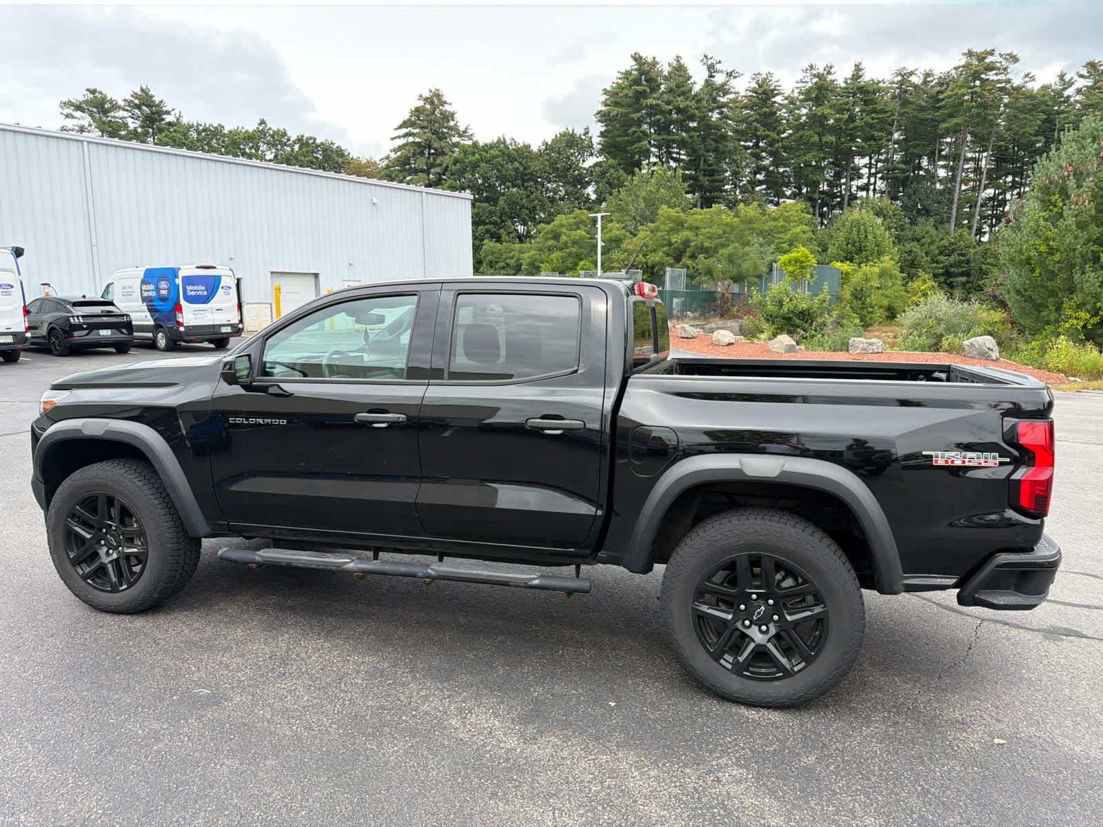 Used 2024 Black Chevrolet 4WD Trail Boss image 9