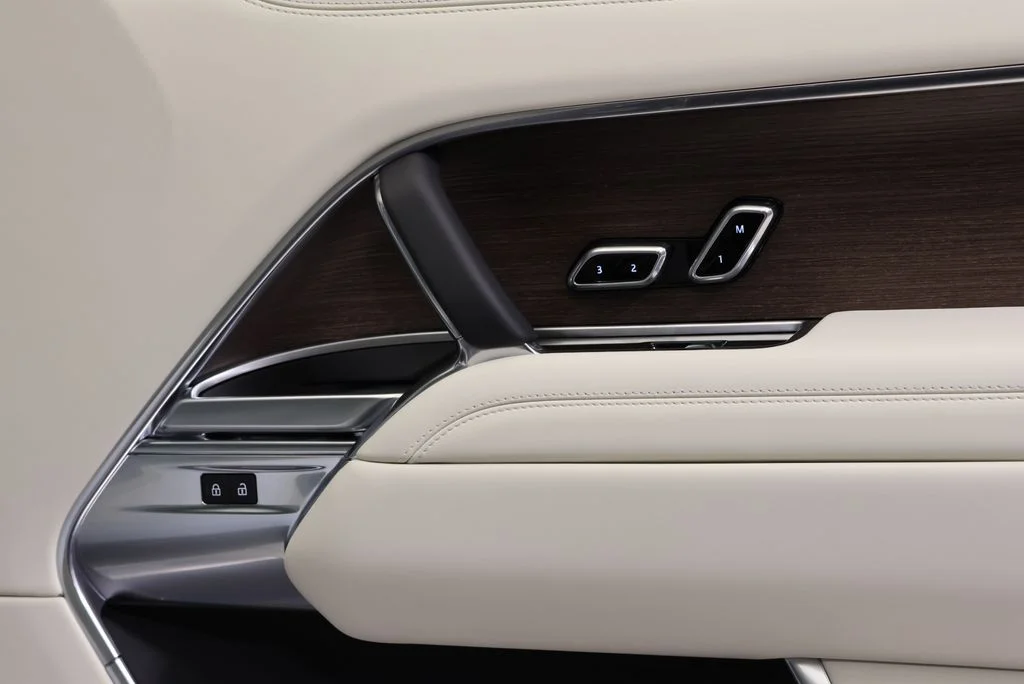 2026 Land Rover Range Rover SE - Photo 37
