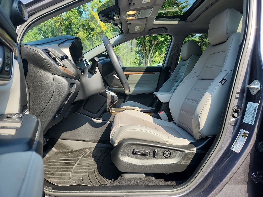 Used 2022 Modern Steel Honda Touring image 13