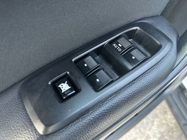 Used 2023 White Ford XLT image 18