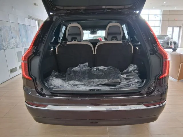 New 2026 Mulberry Red Volvo Plus image 5