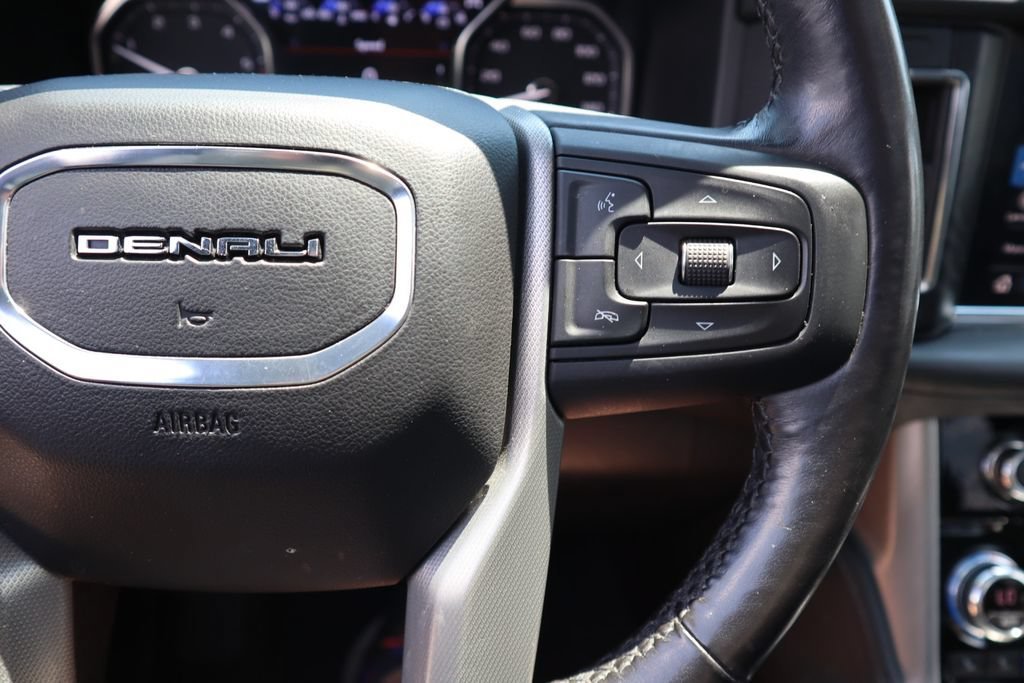 Used 2021 WHITE FROST TRICOAT GMC Denali image 20