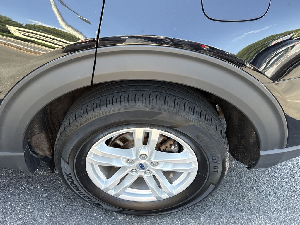 Used 2023 Black Ford XLT image 11