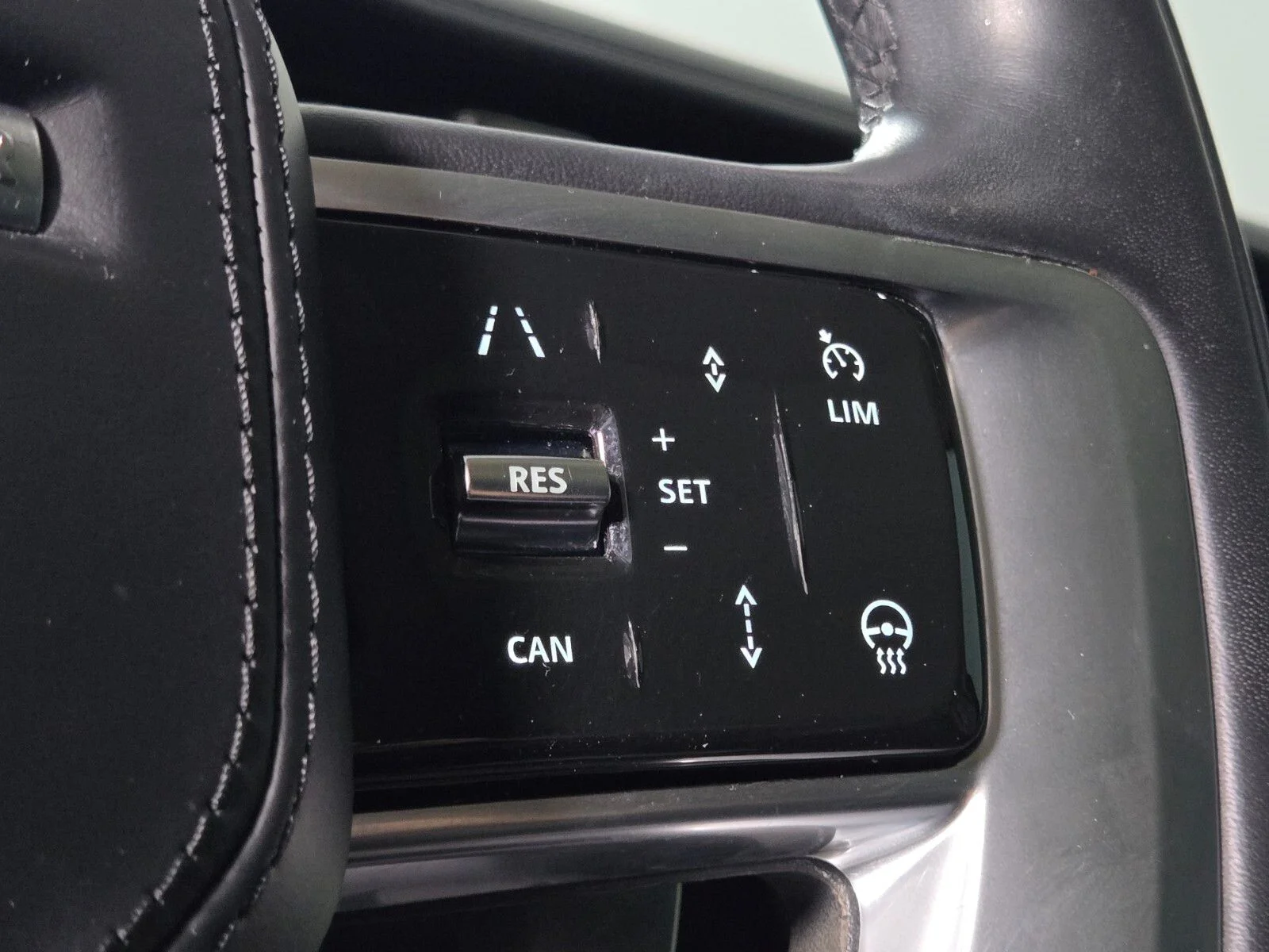 Used 2023 Eiger Gray Metallic Land Rover SE image 25