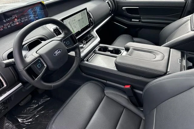 New 2027 Agate Black Metallic Ford MAX Platinum image 31