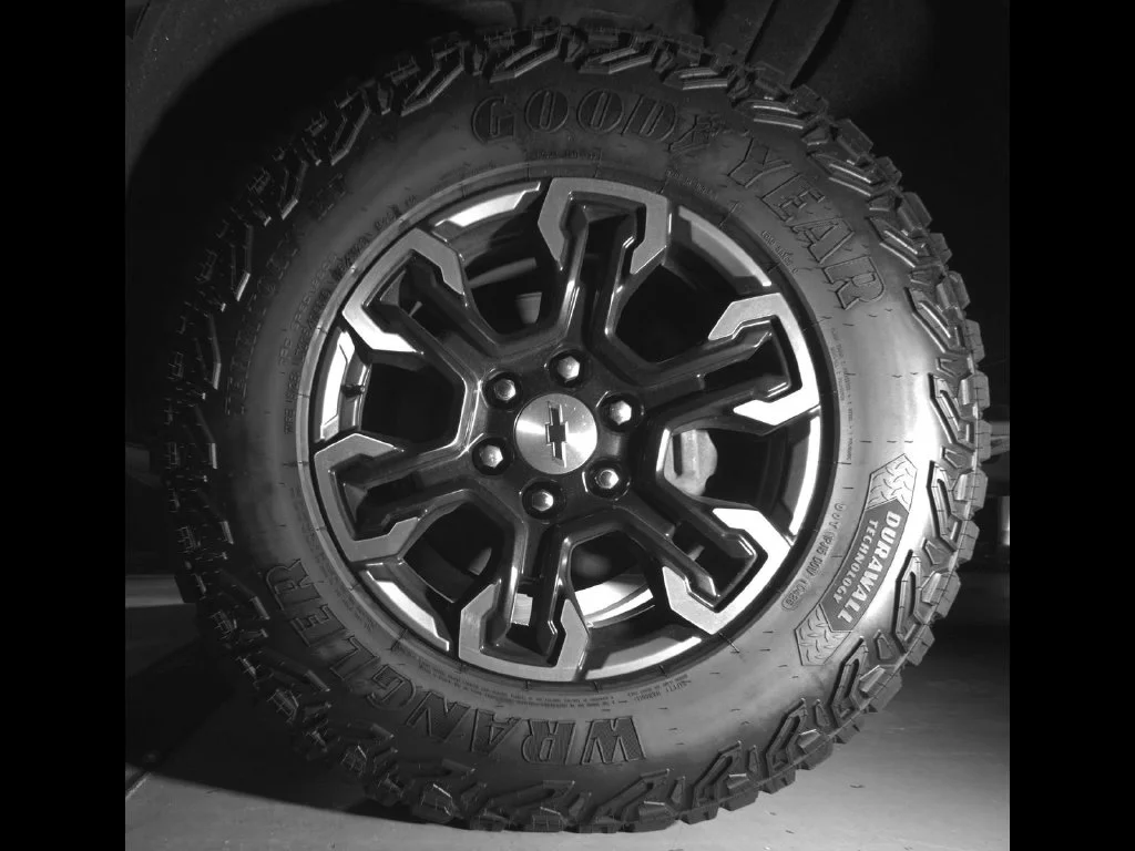 Certified Used 2022 Blue Chevrolet ZR2 image 13