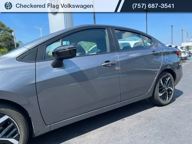 Used 2024 Gun Metallic Nissan 1.6 SR image 3