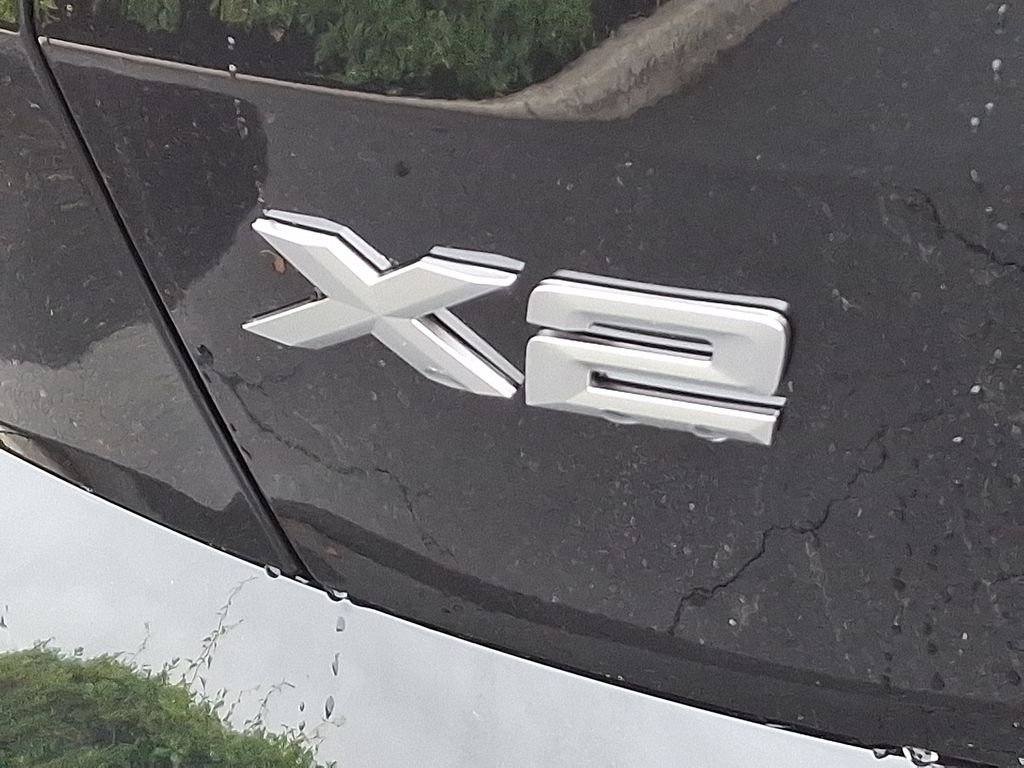 New 2026 Black Sapphire Metallic BMW xDrive28i image 11